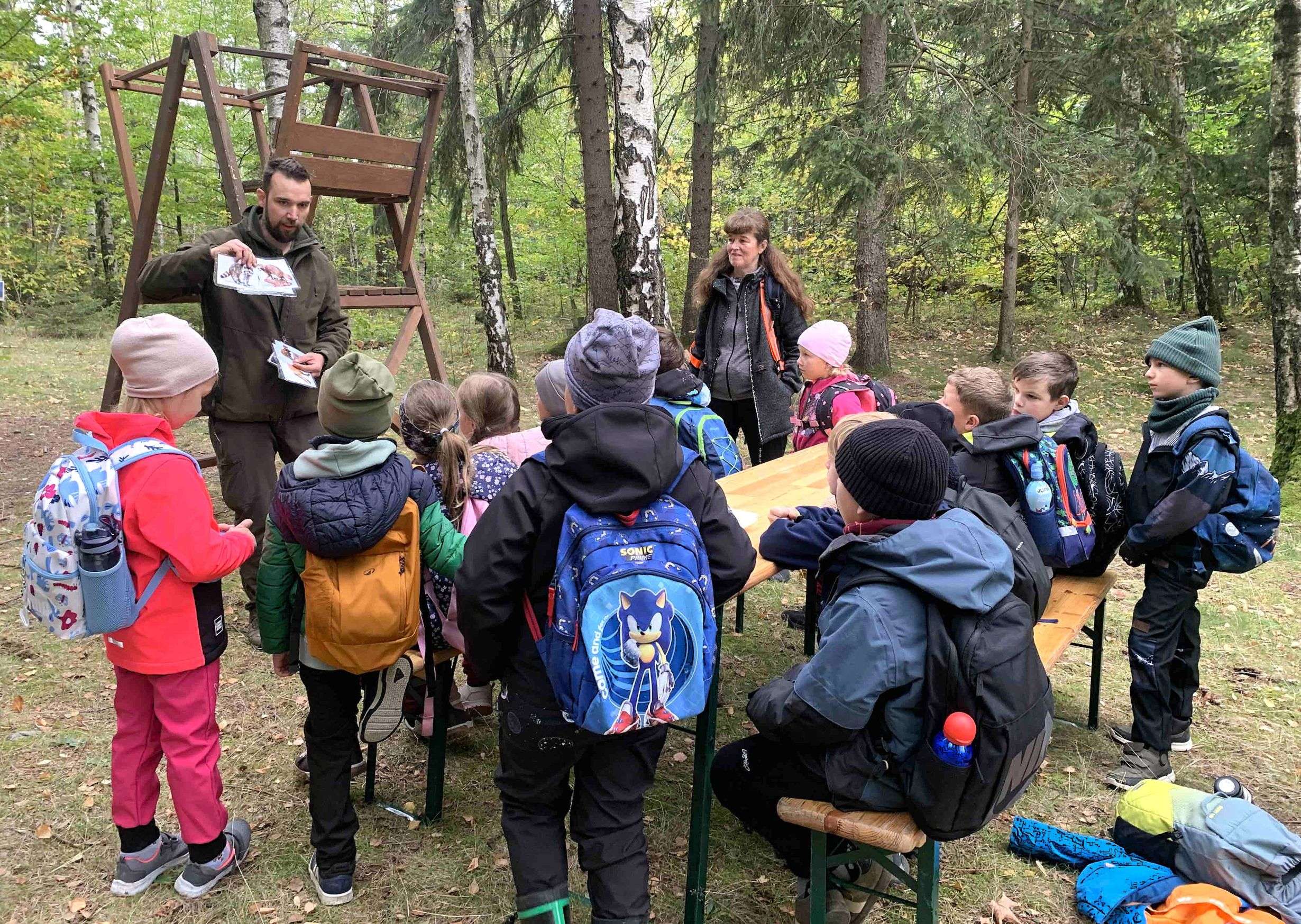 Škola v lese aneb učení všemi smysly!