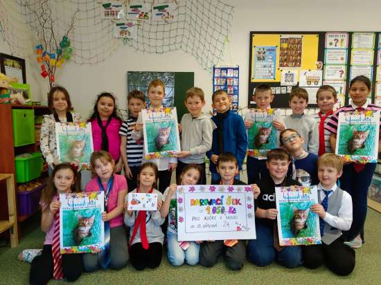 Děti darovaly plyšáky pro dobrou věc